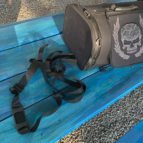 Light reflective Motorcycle Sissy Bar Bag - Picture 3 of 3